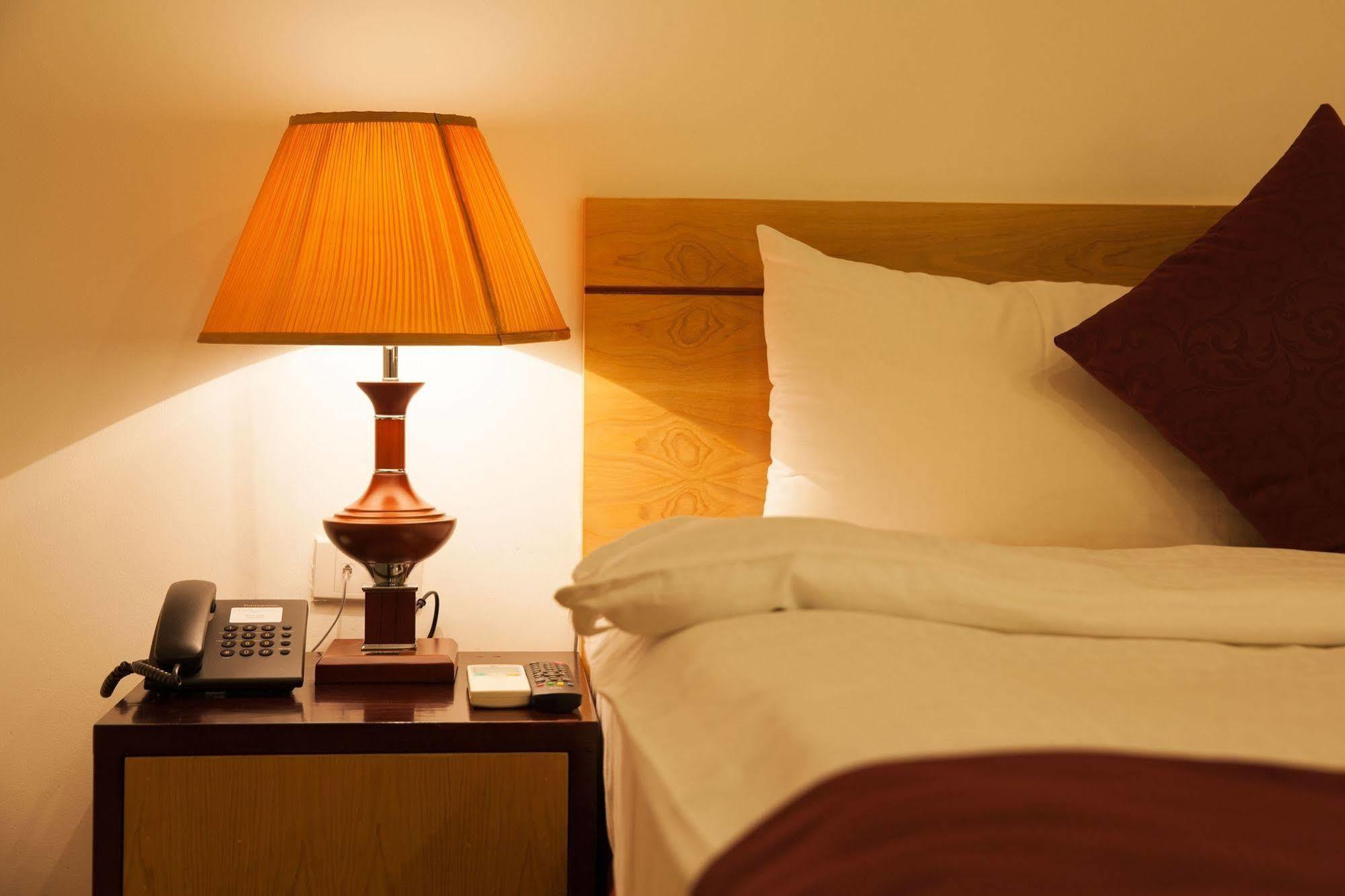Tu Sakura Hotel Hanoï Extérieur photo