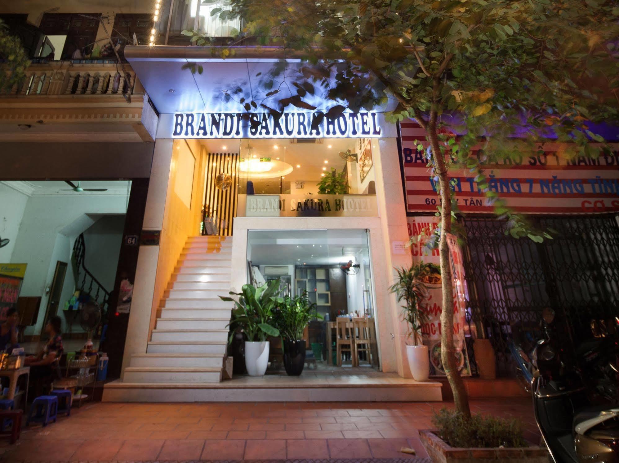 Tu Sakura Hotel Hanoï Extérieur photo